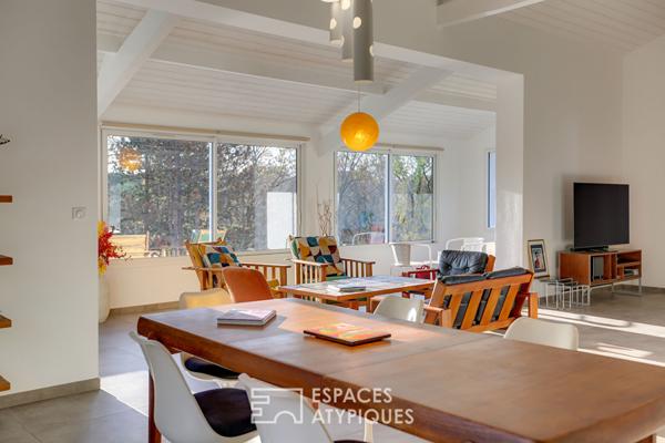 Maison contemporaine avec vue sur une nature préservée