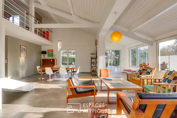 Maison contemporaine avec vue sur une nature préservée