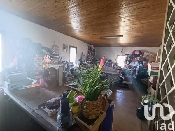 Immeuble à vendre 105 m² Saint-Seurin-sur-l'Isle