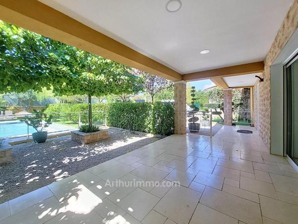 Vente                                                      Maison
                        
                     3 pièces                      105 m2                     à Mouans-Sartoux