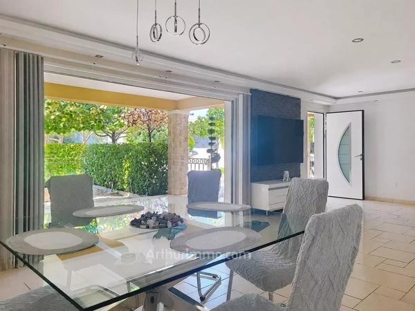 Vente                                                      Maison
                        
                     3 pièces                      105 m2                     à Mouans-Sartoux