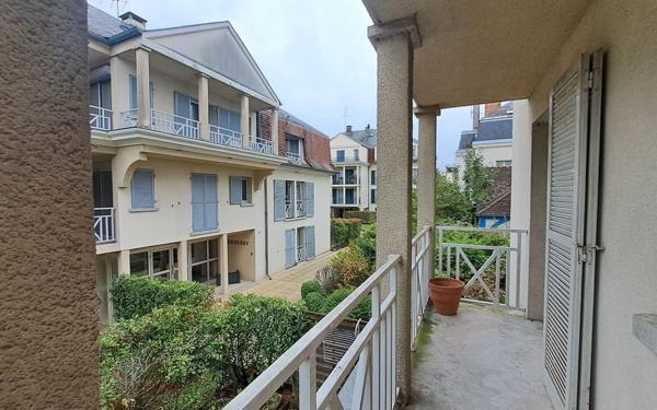 Appartement à louer    2 pièces • 44 m2 Fontainebleau