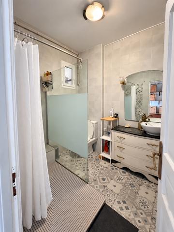 Appartement 3 pièces de 81 m² à Marseille 13006, idéal famille