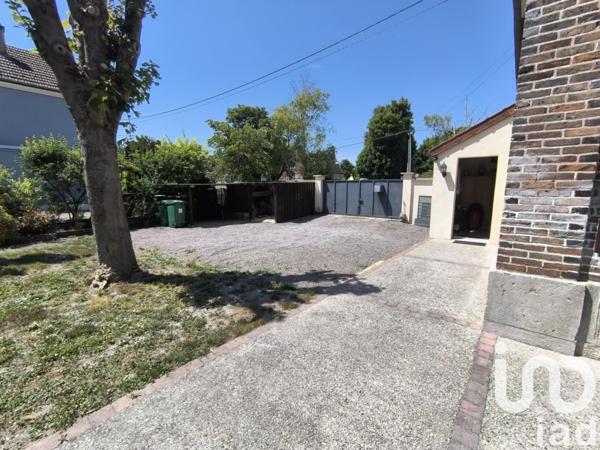 Maison à vendre 5 pièces 138 m² Saint-Lyé