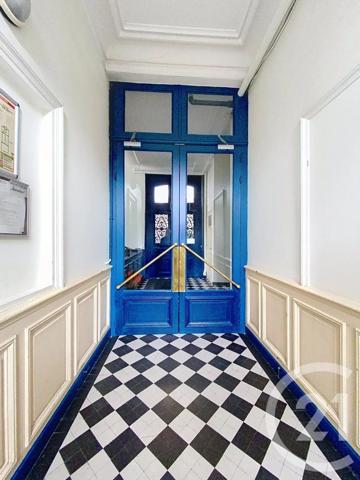 Appartement T6 à vendre  6 pièces - 121,20 m 2   ST MALO  - 35