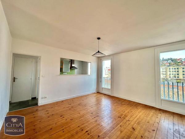 Appartement à louer 2 pièces 53.79m² Saint-Étienne (42100)