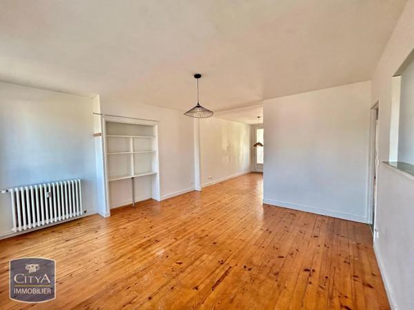 Appartement à louer 2 pièces 53.79m² Saint-Étienne (42100)
