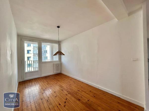 Appartement à louer 2 pièces 53.79m² Saint-Étienne (42100)