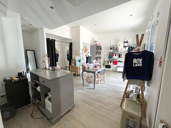 Local commercial rénové