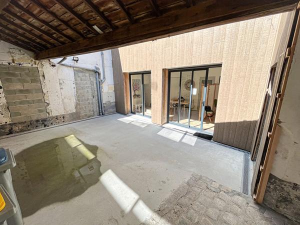 Local commercial rénové