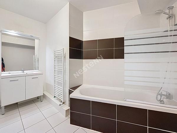 À vendre : Appartement 3 pièces à Rezé avec box et cave - secteur Pont Rousseau