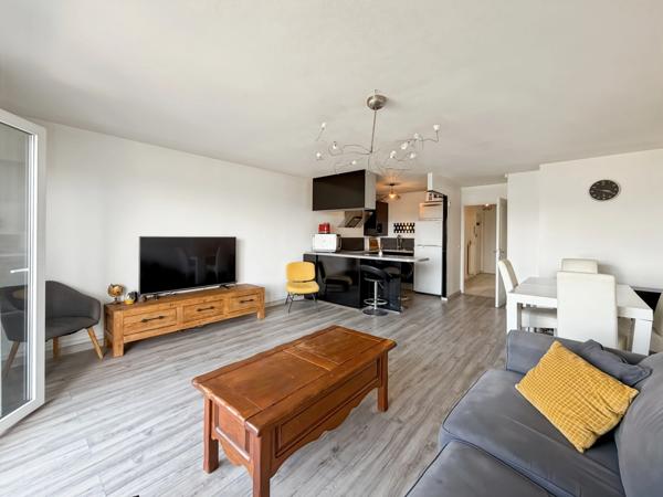 A VENDRE - Appartement dernier étage T2 54m2 - Annemasse Gare