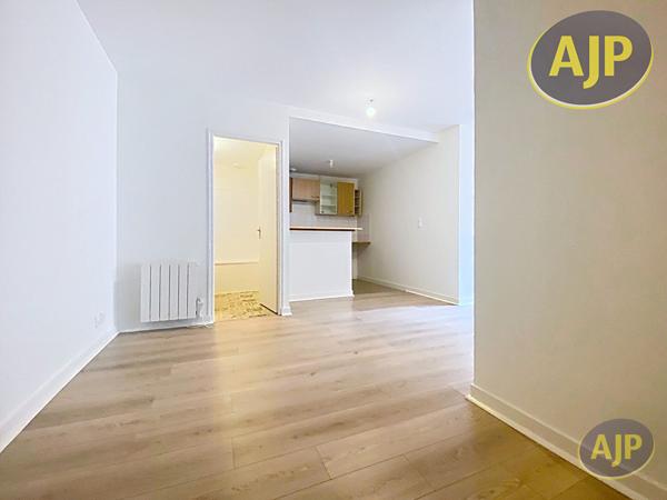Appartement à vendre Nantes - 1 pièces, 32m² avec 1 chambre(s) à 119 950€ - AJP Immobilier Carquefou