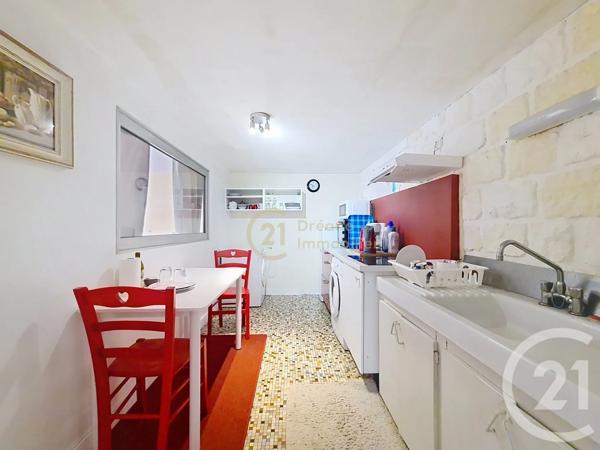 Maison à vendre  10 pièces - 200,30 m 2   COMBOURG  - 35