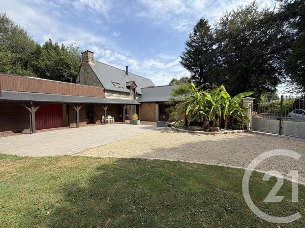Maison à vendre  10 pièces - 200,30 m 2   COMBOURG  - 35