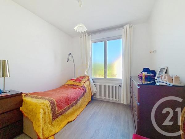 Maison à vendre  10 pièces - 200,30 m 2   COMBOURG  - 35