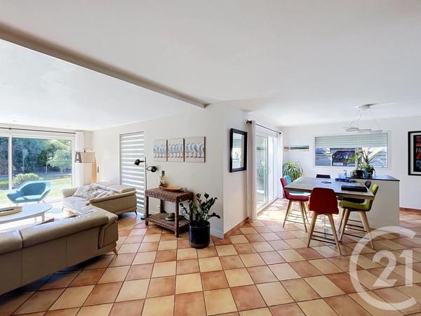 Maison à vendre  7 pièces - 171,90 m 2   PLOEMEUR  - 56