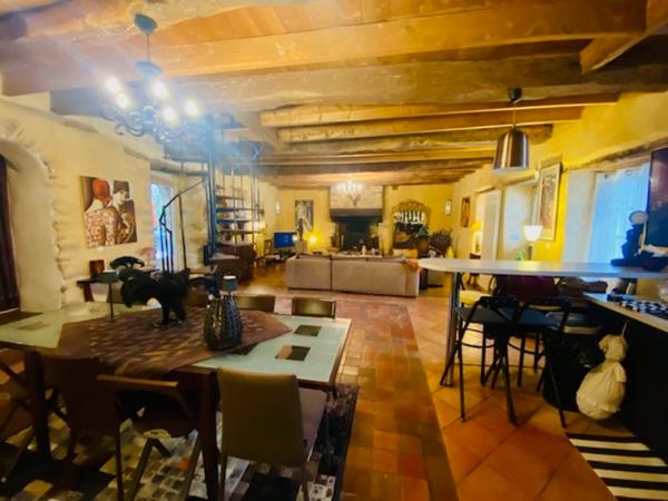 GUERANDE PROCHE LA BAULE - CHARMANTE MAISON ANCIENNE T5 AVEC PATIO