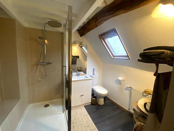 GUERANDE PROCHE LA BAULE - CHARMANTE MAISON ANCIENNE T5 AVEC PATIO