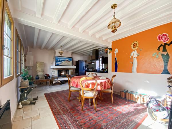 Maison ancienne coeur de village de Oinville sur montcient