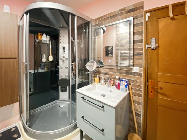 Maison ancienne coeur de village de Oinville sur montcient