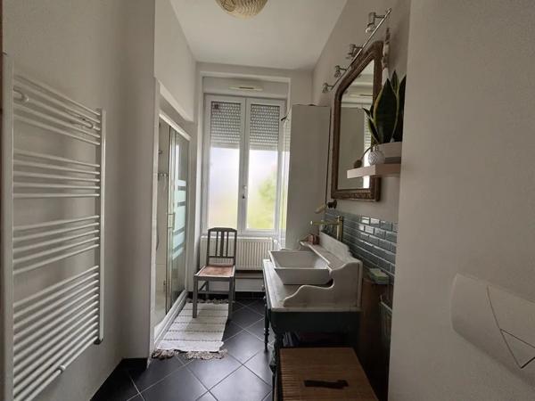 MAISON 6 PIECES QUARTIER CHARLET avec jardin et studio indép