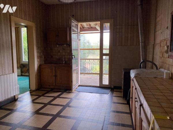 RAI - Maison mitoyenne à rénover entièrement