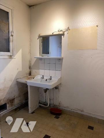 RAI - Maison mitoyenne à rénover entièrement