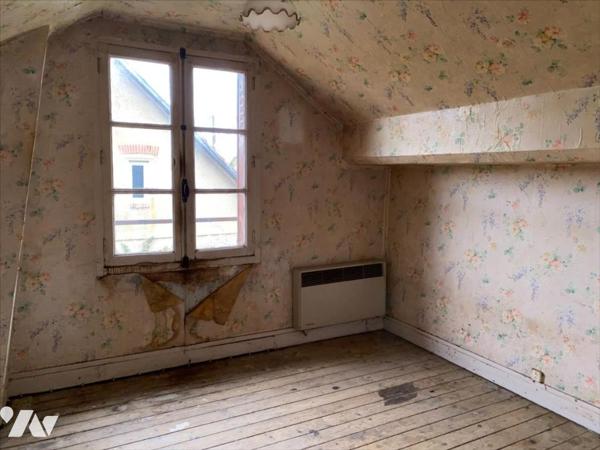 RAI - Maison mitoyenne à rénover entièrement