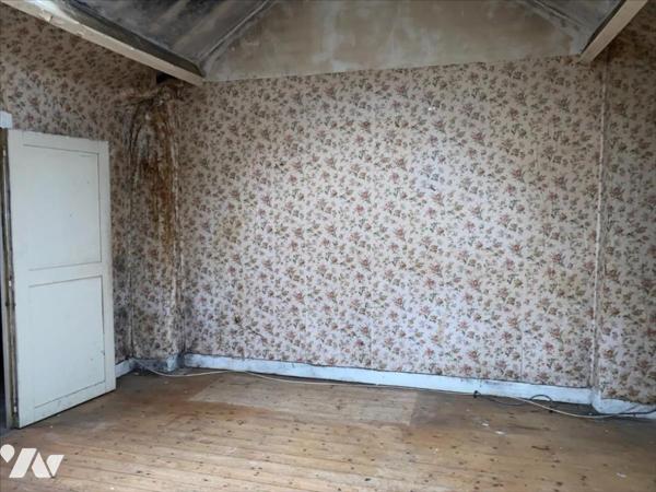 RAI - Maison mitoyenne à rénover entièrement