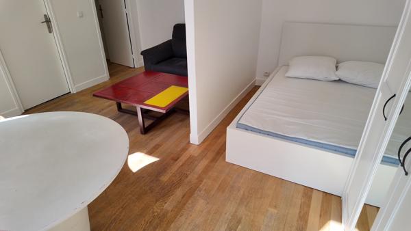 Location meublée Paris 16 Studio avec coin nuit 26m²