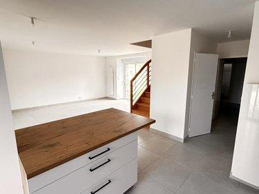 Maison à louer à Guer dans le Morbihan (56380), ref : 56046-L223