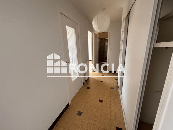 Location Appartement 2 pièces 46.56 m² - 2 RUE DES BATELIERS La Voulte Sur Rhone 07800