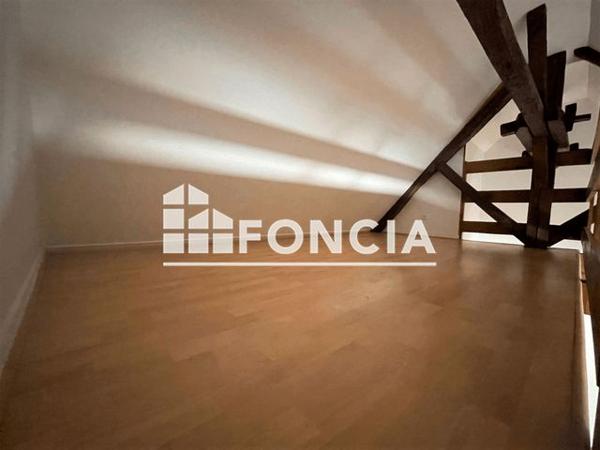 Location Studio 30.9 m² - 13 RUE DES GRANGES Melun 77000