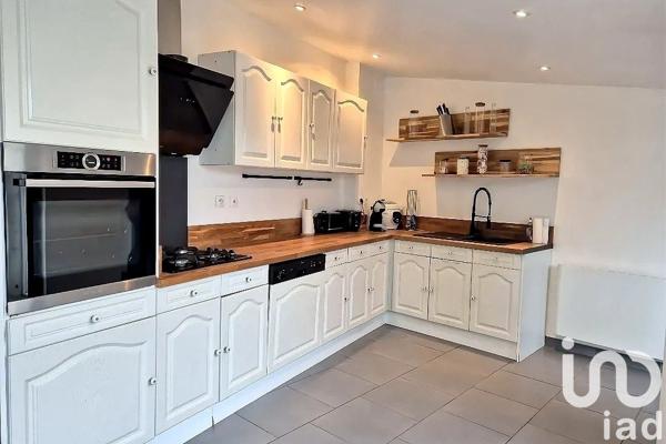 Maison traditionnelle 6 pièces de 120 m² à Mitry-Mory (77290)