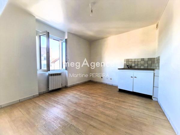 Appartement à EPONE, 78680 - 2 pièces 28m²