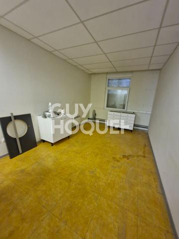 Immeuble MARSEILLE 13014 ? SAINTE-MARTHE Idéal investisseur ? Local 285 m² avec fort potentiel + terrain 406 m² + surélévation possible