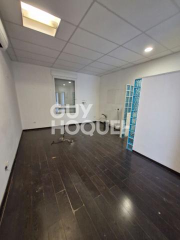 Immeuble MARSEILLE 13014 ? SAINTE-MARTHE Idéal investisseur ? Local 285 m² avec fort potentiel + terrain 406 m² + surélévation possible