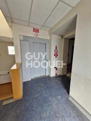 Immeuble MARSEILLE 13014 ? SAINTE-MARTHE Idéal investisseur ? Local 285 m² avec fort potentiel + terrain 406 m² + surélévation possible