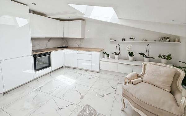 Appartement à vendre    2 pièces • 39,85 m2 Nice