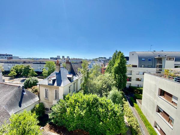 A VENDRE APPARTEMENT T2 RENNES RENNES MABILAIS AVEC GARAGE