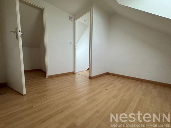 A vendre - Maison rénovée en deux logements à ERDEVEN