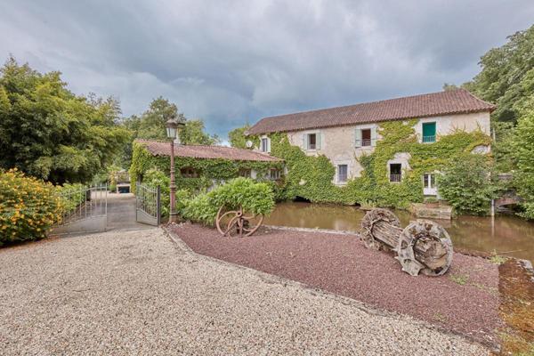 Maison Lisle ancien Moulin 271 M²