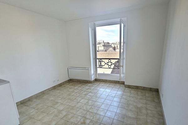 Appartement Paris 1 pièce(s) 13.5 m2