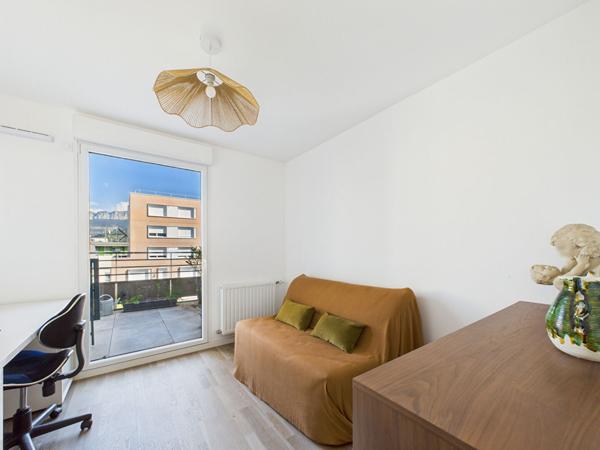 ANNECY - APPARTEMENT T3 AVEC GARAGE