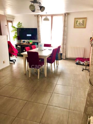 ***Honfleur Sainte Catherine*** appartement T3 de 55 m² avec petite cour privée