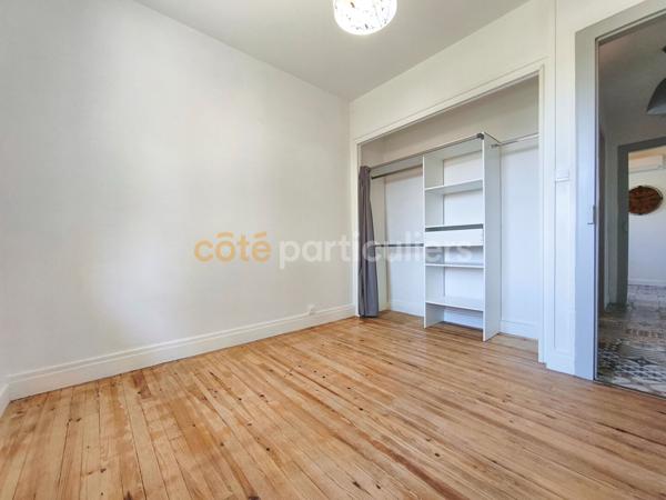 Vente
                Maison73 m² - 4 Pièces -
                    MONT DE MARSAN (40000)