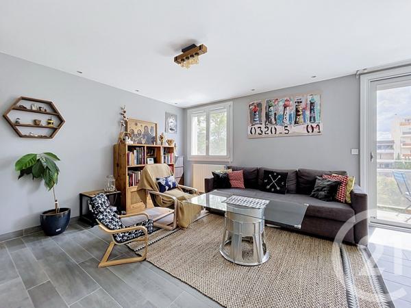 Appartement T4 à vendre  4 pièces - 72,50 m 2   BORDEAUX  - 33