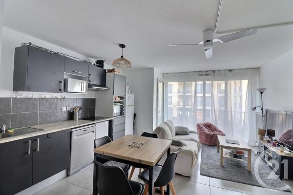 Appartement T4 à vendre  4 pièces - 72,50 m 2   BORDEAUX  - 33