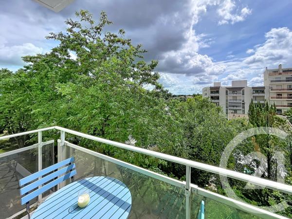 Appartement T4 à vendre  4 pièces - 72,50 m 2   BORDEAUX  - 33